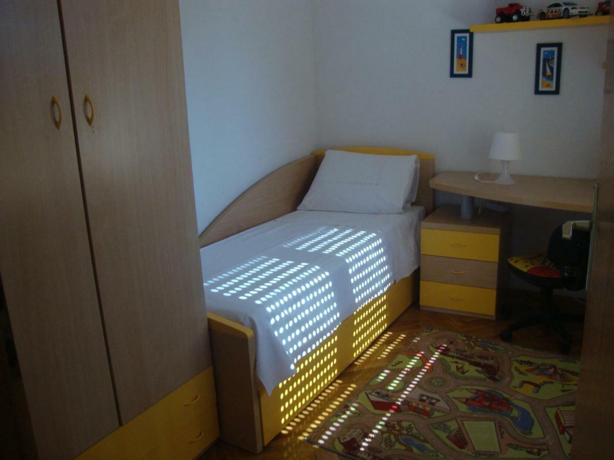 Apartmani Mislav Slatine Buitenkant foto